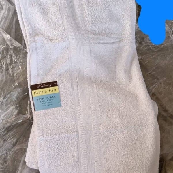 White Towel thumbnail 3